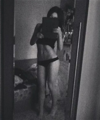 Моя нежность и креативность погрузят тебя в мир удовольствия и наслаждения. Я чувственная проститутка, способная доставить тебе непревзойденное счастье. В моих возможностях погружение в эротический массаж, игры ролевые, страстные поцелуи и другие тайные фантазии. Все это подарит нам обоим запоминающиеся моменты. У меня есть отличные отзывы на других ресурсах, приходи и сам оцени! Уверена, что наши фото не оставят тебя равнодушным. Жду в Москве, чтобы подарить тебе незабываемые мгновения блаженства. 🌟💋🔥 #Москва #Москвы #вМоскве 4521, 19 лет